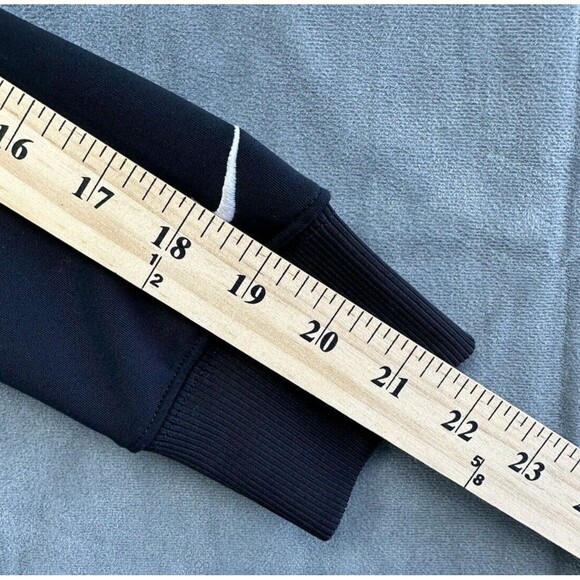 Nike Pullover Hoodie Womens Small Black Swoosh Logo Therma Fit Sweatshirt DD6464 - Picture 8 of 9